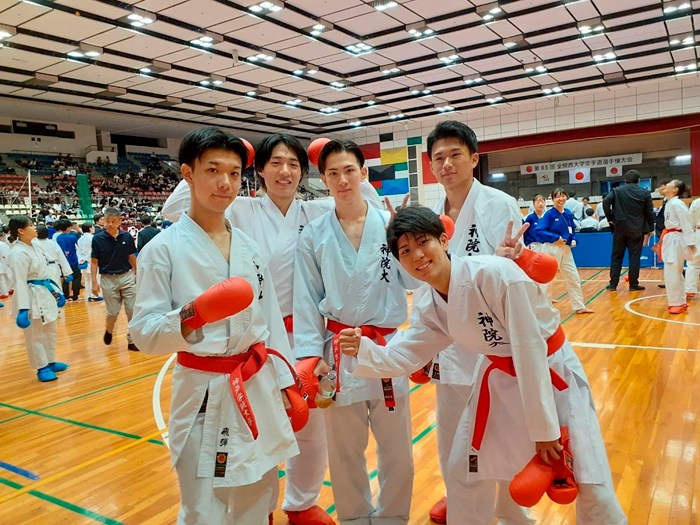 同窓会設立50周年記念式典・祝賀会　空手道部によるパフォーマンス